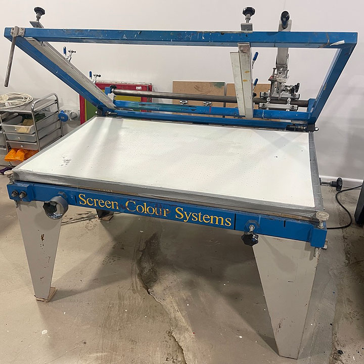 Small screenprinting table